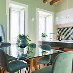 Lisbon Panoramic View -3Bedrs+3Baths+ Balconies+Ac