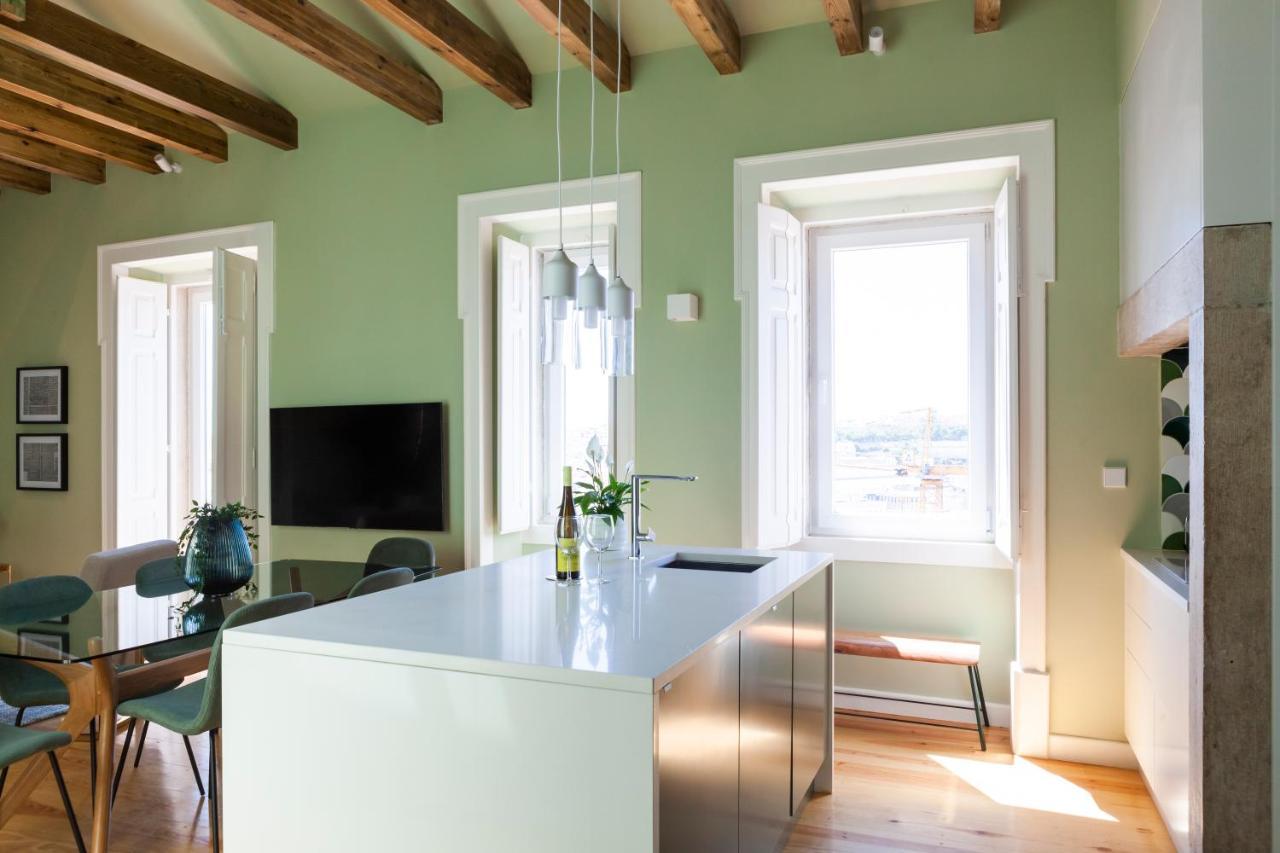 Panoramic View -3bedrs+3baths+ Balconies+ac